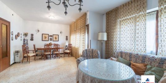 Edificio (local y pisos) en Venta en San Clemente