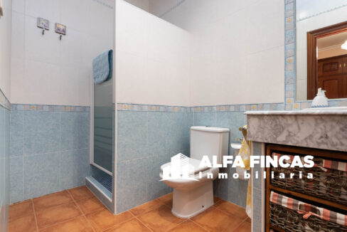 CASA CON PATIO EN CASAS DE FERNANDO ALONSO (4)