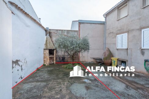 CASA CON PATIO EN CASAS DE FERNANDO ALONSO (7)