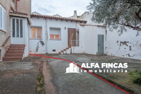 CASA CON PATIO EN CASAS DE FERNANDO ALONSO (8)