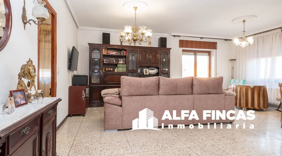 PISO CON TERRAZA EN VENTA EN SAN CLEMENTE (2)