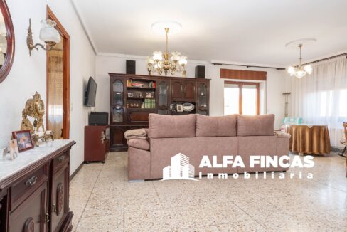 PISO CON TERRAZA EN VENTA EN SAN CLEMENTE (2)