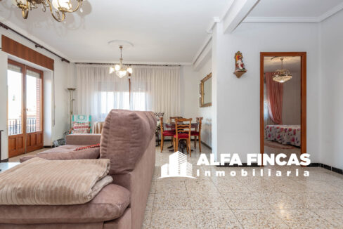 PISO CON TERRAZA EN VENTA EN SAN CLEMENTE (3)