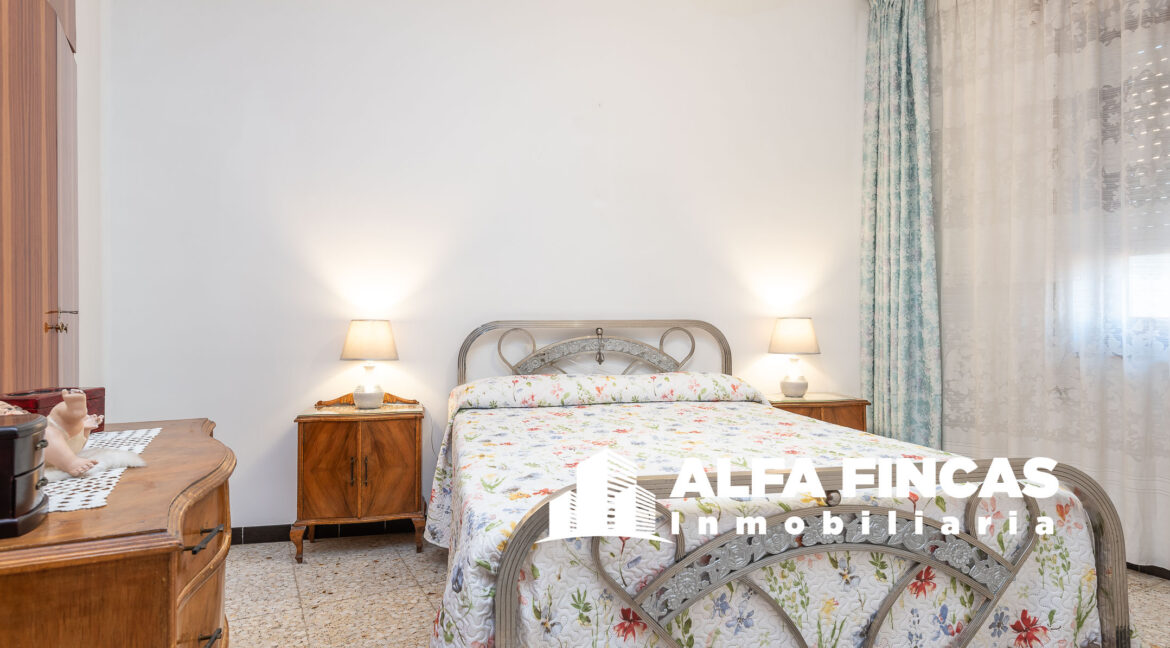 PISO CON TERRAZA EN VENTA EN SAN CLEMENTE (6)
