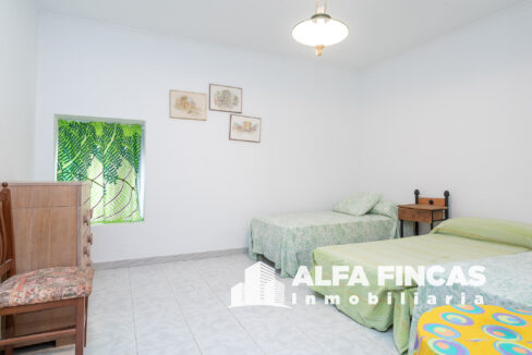 CASA CON PATIO EN SANTA MARIA DE LOS LLANOS (14)