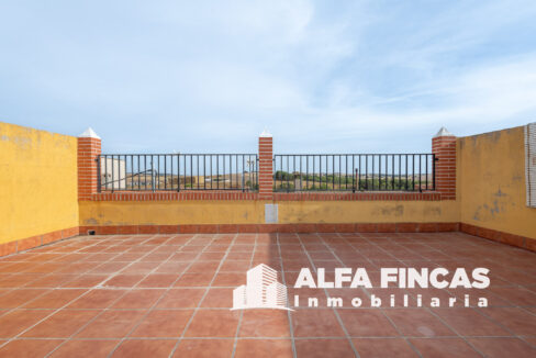 CASA CON PATIO Y TERRAZA EN VILLAR DE LA ENCINA (12)