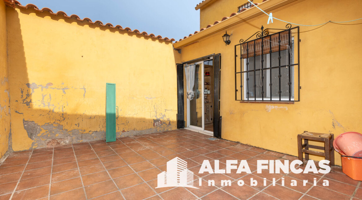 CASA CON PATIO Y TERRAZA EN VILLAR DE LA ENCINA (7)