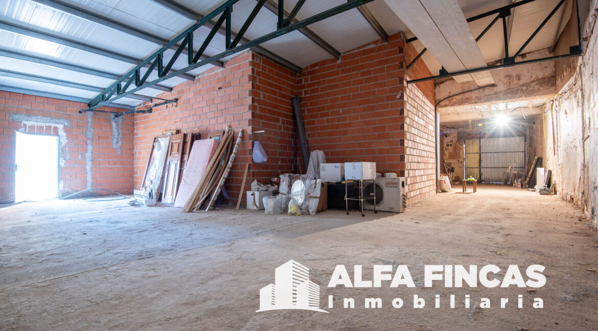 CASA Y LOCAL EN VENTA EN SAN CLEMENTE (13)