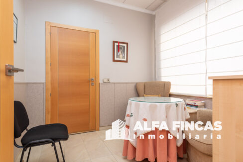 CASA Y LOCAL EN VENTA EN SAN CLEMENTE (24)