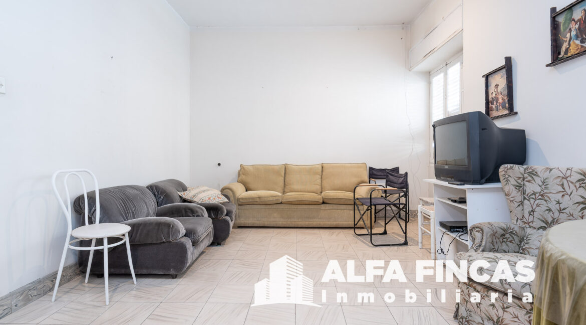 CASA Y LOCAL EN VENTA EN SAN CLEMENTE (3)