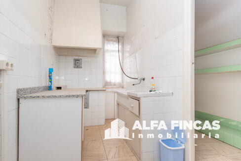 CASA Y LOCAL EN VENTA EN SAN CLEMENTE (5)