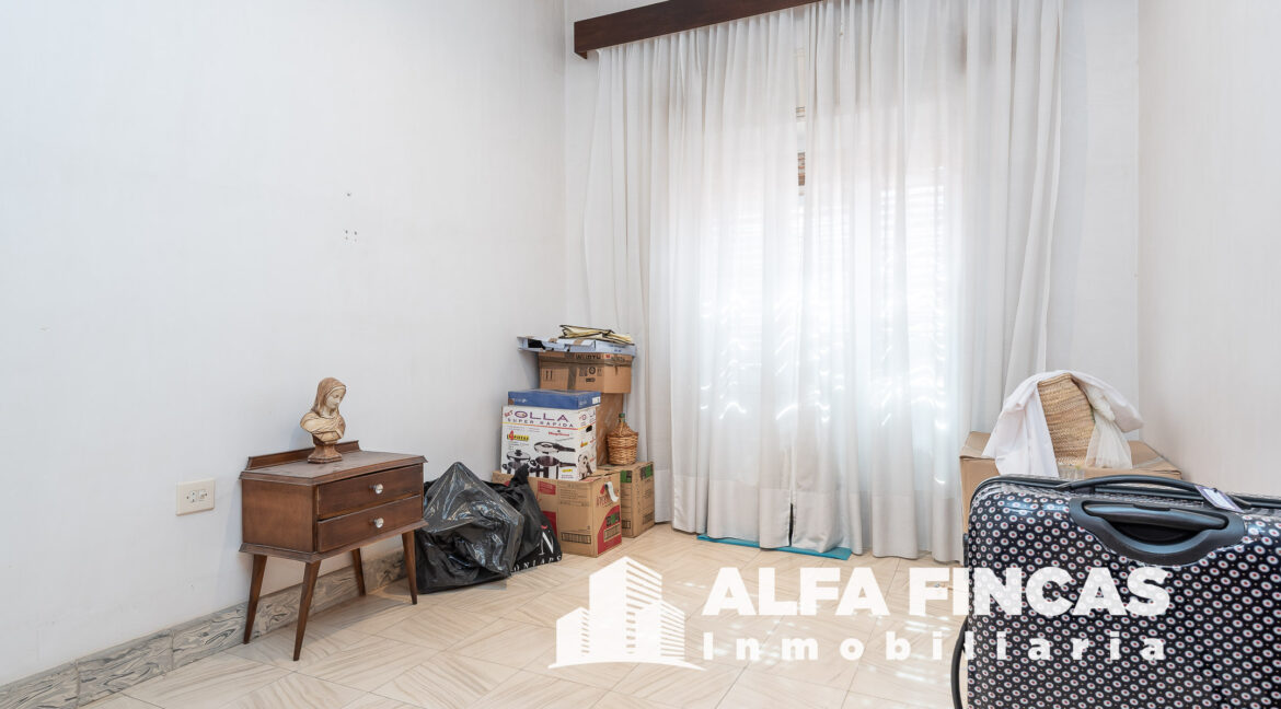 CASA Y LOCAL EN VENTA EN SAN CLEMENTE (7)