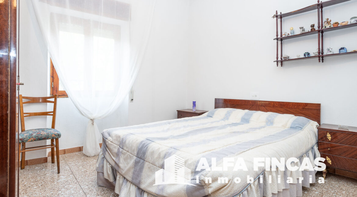 PISO CON CORRAL EN SAN CLEMENTE (1)