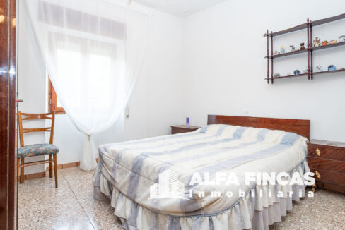 PISO CON CORRAL EN SAN CLEMENTE (1)