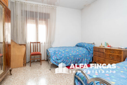 PISO CON CORRAL EN SAN CLEMENTE (4)