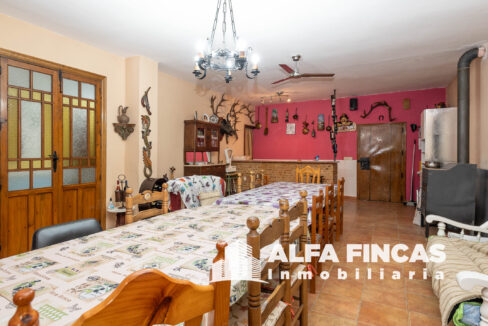 CASA EN VENTA CON PATIO EN SAN CLEMENTE (2)