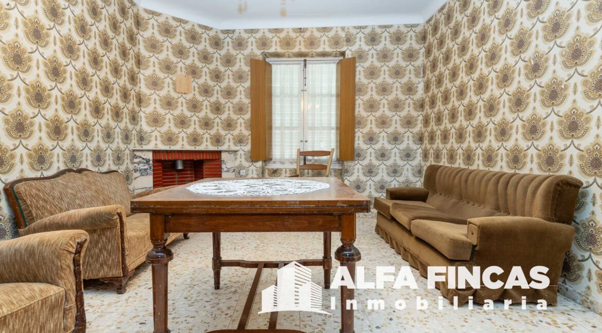 CASA EN VENTA EN CASAS DE FERNANDO ALONSO CON PATIO Y GARAJE (3)
