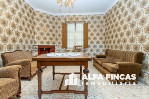 CASA EN VENTA EN CASAS DE FERNANDO ALONSO CON PATIO Y GARAJE (3)