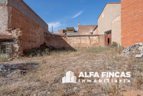 CASA EN VENTA EN CASAS DE FERNANDO ALONSO CON PATIO Y GARAJE (8)