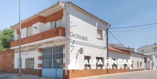 Nave Industrial en venta en Las Pedroñeras
