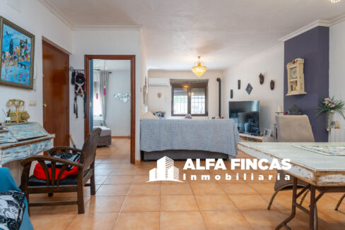 CASA CON PATIO Y JARDIN EN SAN CLEMENTE (12)