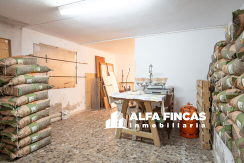 CASA CON PATIO Y TRASTERO EN LA ALBERCA DE ZANCARA (7)